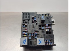 Recambio de caja reles / fusibles para volvo xc60 hybrid referencia OEM IAM 32359985  
