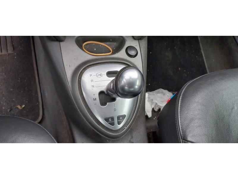 citroen c5 berlina del año 2004