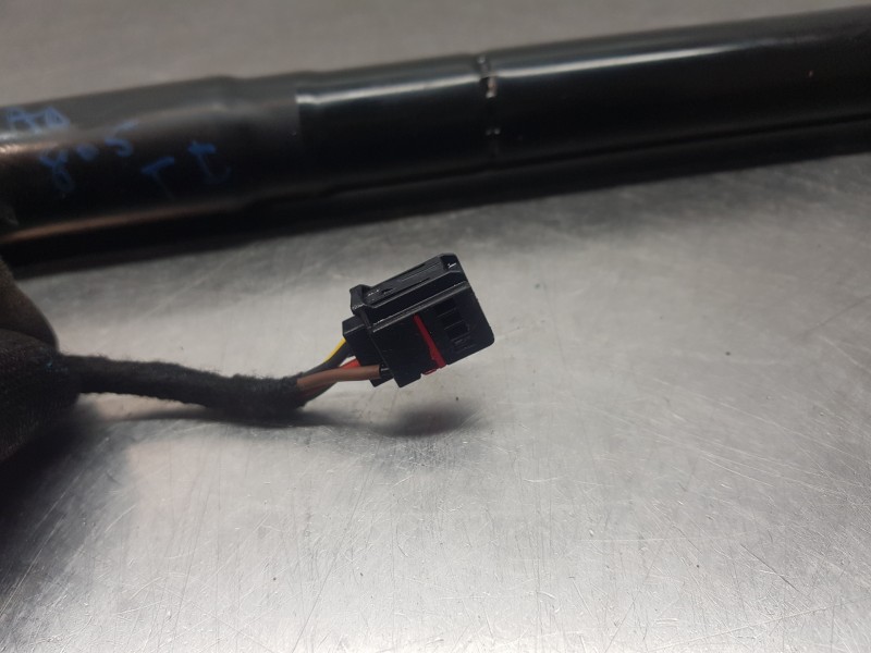 Recambio de amortiguadores maletero / porton para volvo xc60 hybrid referencia OEM IAM 32384407  