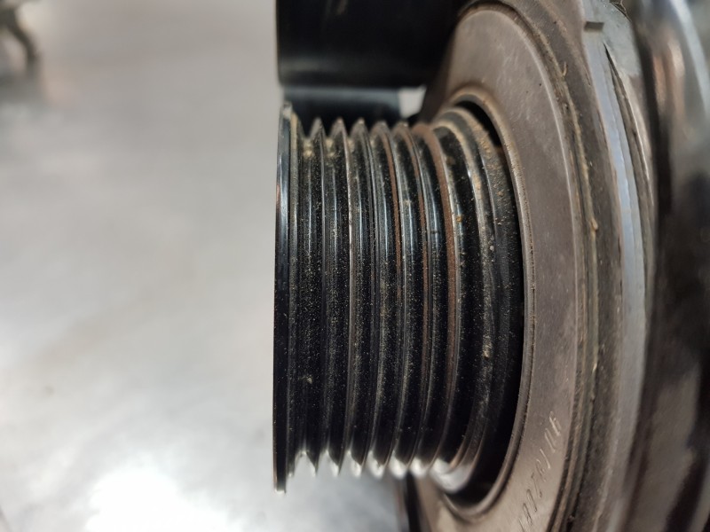 Recambio de alternador para volvo xc60 hybrid referencia OEM IAM 36003710 32137503 