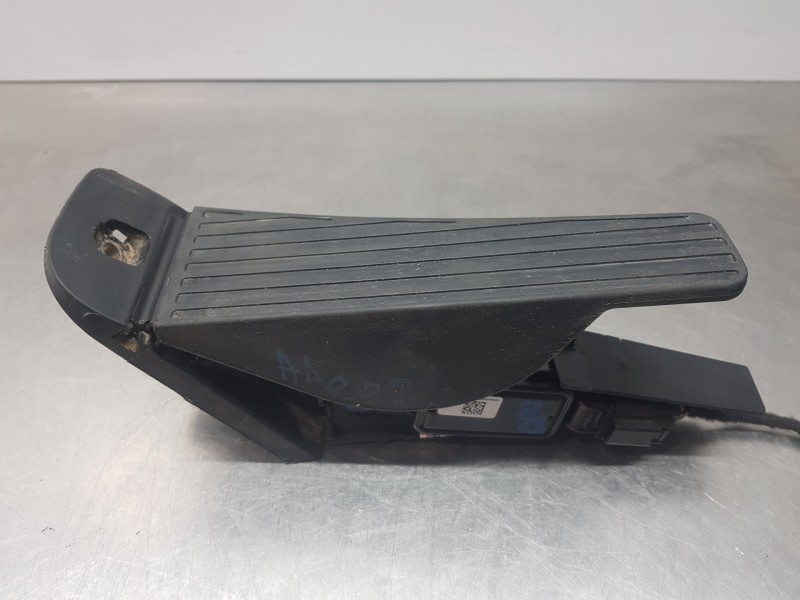 Recambio de pedal acelerador para volvo xc60 hybrid referencia OEM IAM 32269124  