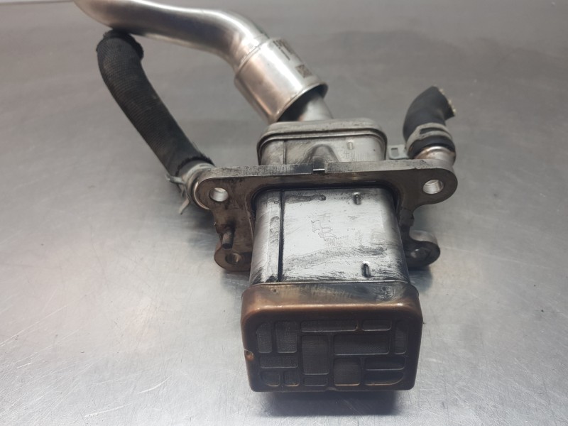 Recambio de enfriador egr para volvo xc60 hybrid referencia OEM IAM 32349977  