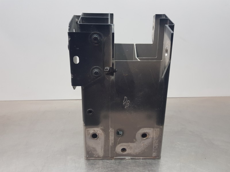 Recambio de punta chasis delantera para volvo xc60 hybrid referencia OEM IAM 32377072 32377062 