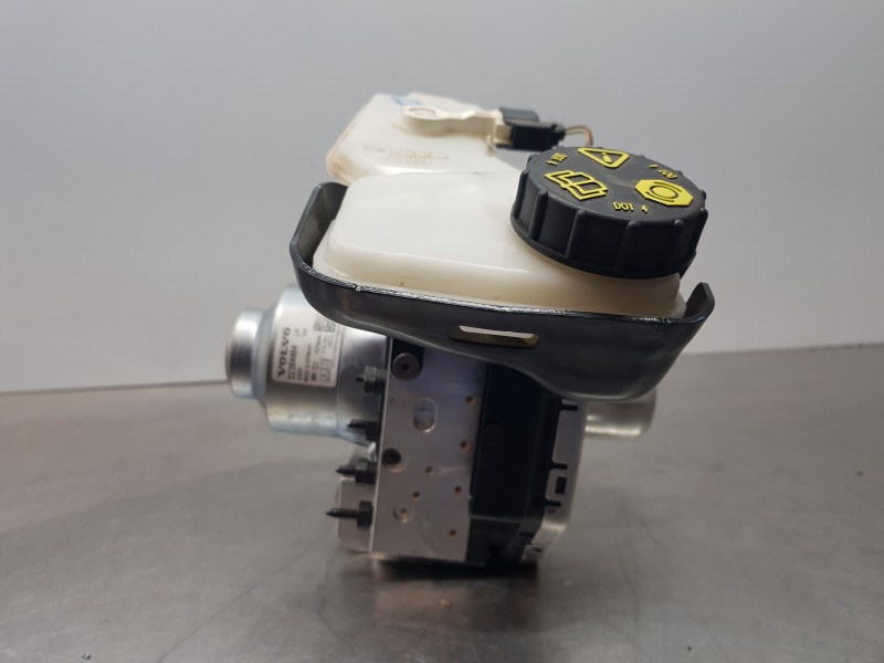 Recambio de abs para volvo xc60 hybrid referencia OEM IAM 32384484 P32384484 