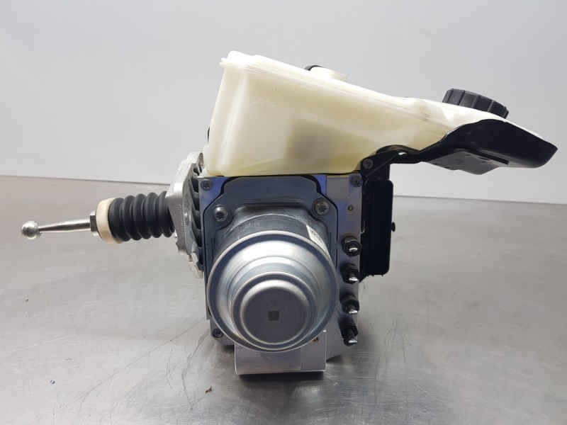 Recambio de abs para volvo xc60 hybrid referencia OEM IAM 32384484 P32384484 