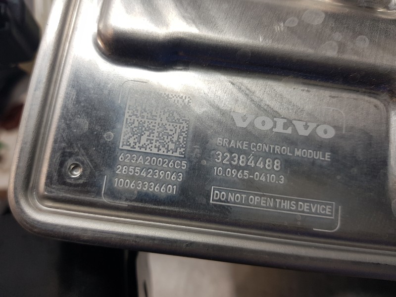 Recambio de abs para volvo xc60 hybrid referencia OEM IAM 32384484 P32384484 