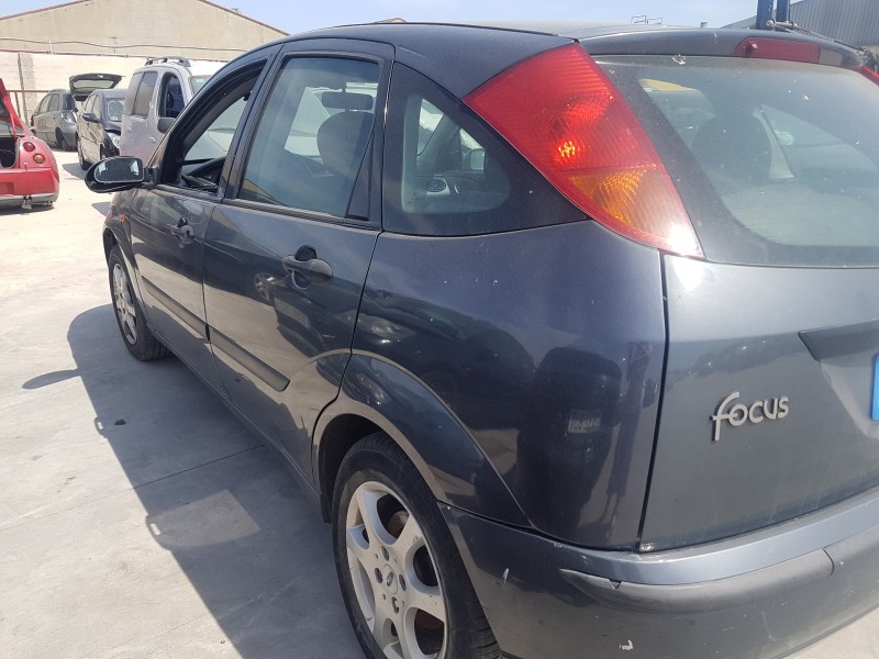 ford focus berlina (cak) del año 2002