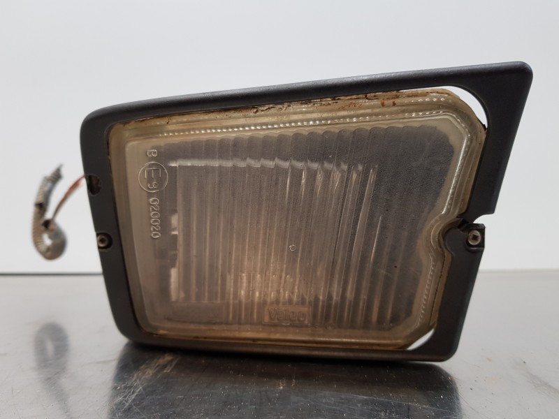 Recambio de faro antiniebla derecho para nissan primera berl./familiar (p10/w10) lx referencia OEM IAM 2615096J10  