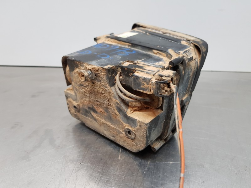 Recambio de faro antiniebla derecho para nissan primera berl./familiar (p10/w10) lx referencia OEM IAM 2615096J10  