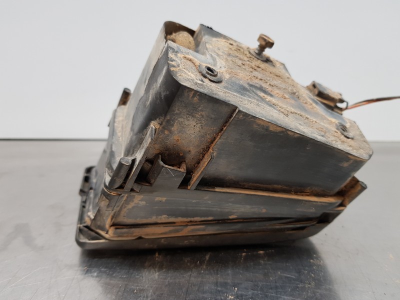 Recambio de faro antiniebla derecho para nissan primera berl./familiar (p10/w10) lx referencia OEM IAM 2615096J10  