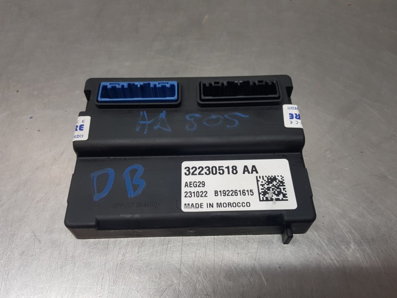 Recambio de modulo electronico para volvo xc60 hybrid referencia OEM IAM 32230518  