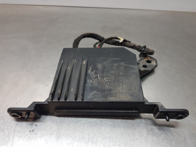 Recambio de amplificador de audio para volvo xc60 hybrid referencia OEM IAM 32359503  