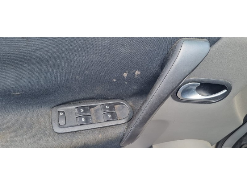 renault scenic ii del año 2004