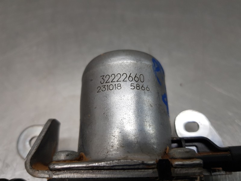 Recambio de valvula intercambio de calefaccion para volvo xc60 hybrid referencia OEM IAM 32222660  