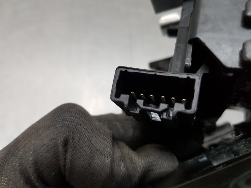 Recambio de cerradura maletero / porton para volvo xc60 hybrid referencia OEM IAM 32149889  