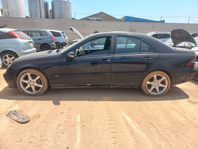 mercedes clase c (w203) berlina del año 2005