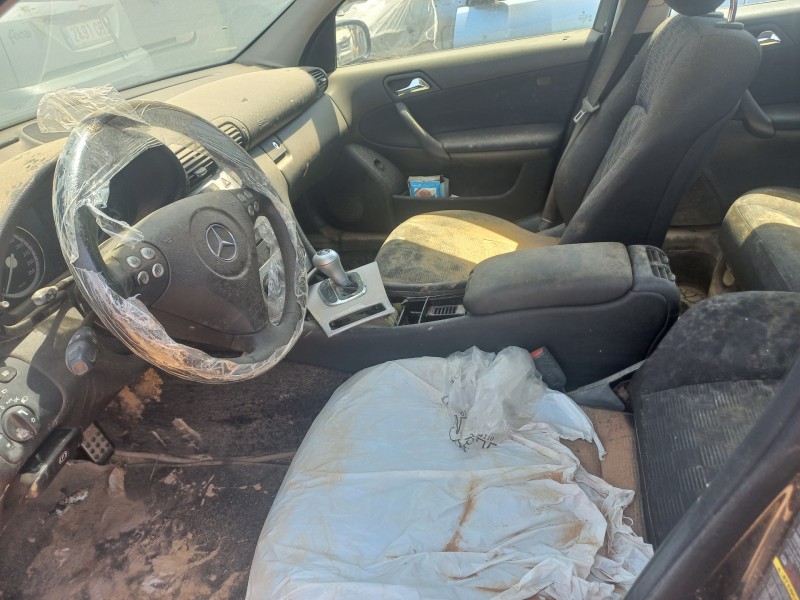 mercedes clase c (w203) berlina del año 2005