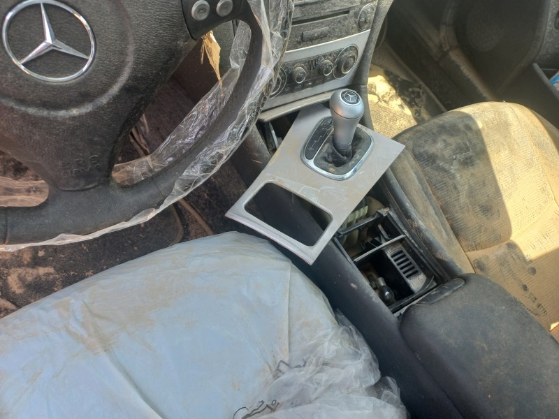 mercedes clase c (w203) berlina del año 2005