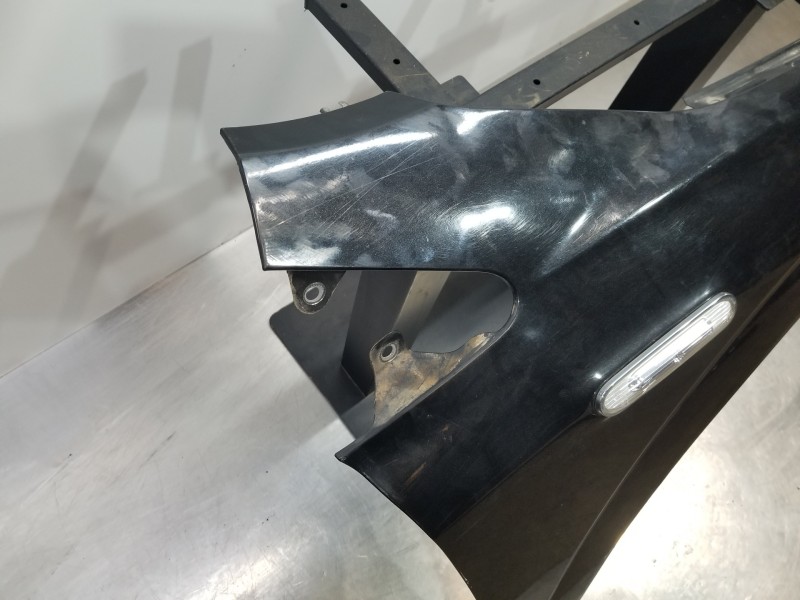 Recambio de aleta delantera derecha para ssangyong actyon limited referencia OEM IAM 5182131000  