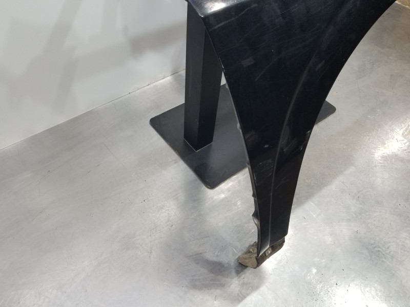 Recambio de aleta delantera derecha para ssangyong actyon limited referencia OEM IAM 5182131000  