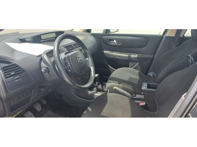 citroen c4 berlina del año 2006