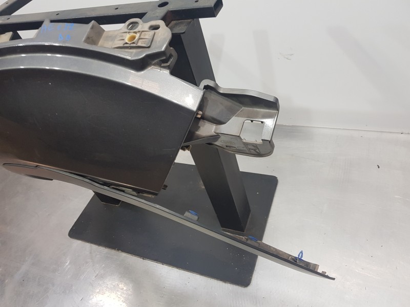 Recambio de aleta delantera derecha para land rover evoque dynamic referencia OEM IAM LR066922 BJ3216005AH 