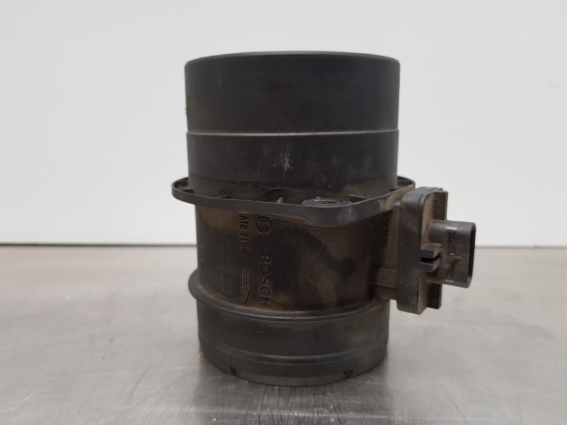 Recambio de caudalimetro para audi a4 (b9) quattro referencia OEM IAM 03L906461A  