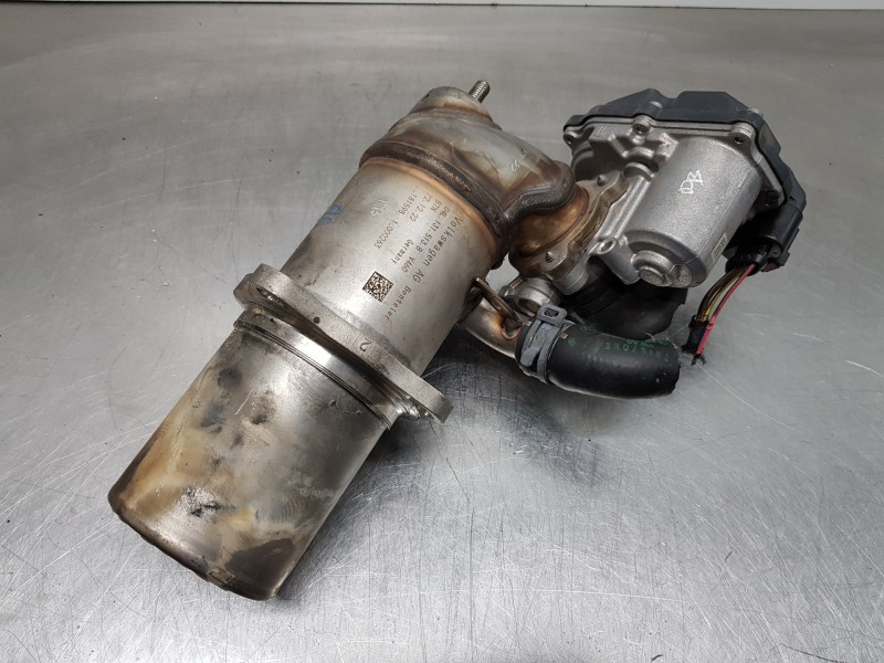 Recambio de enfriador egr para audi a4 (b9) quattro referencia OEM IAM 04L131513B  