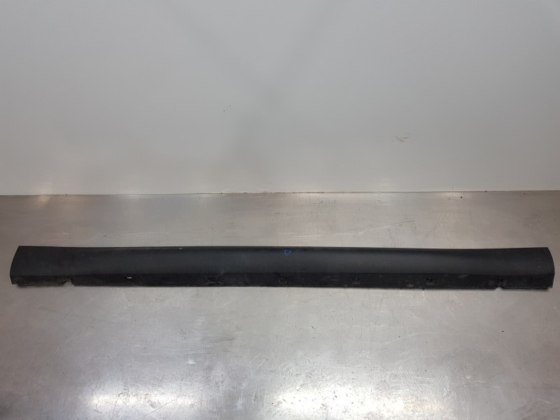 Recambio de faldon lateral para citroen c3 aircross bluehdi referencia OEM IAM YQ000336XT 13476313 