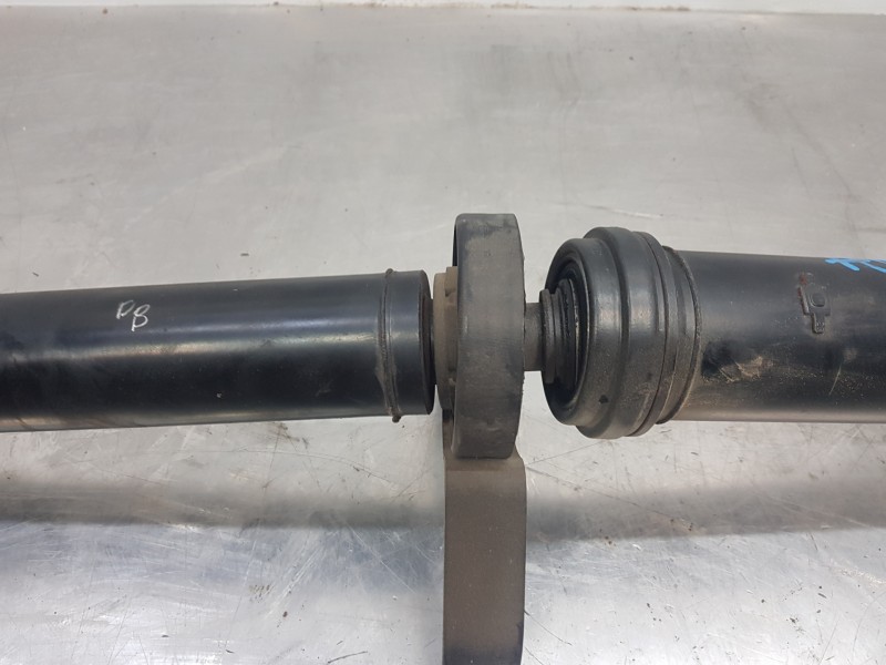 Recambio de transmision central para audi a4 (b9) quattro referencia OEM IAM 8W0521101  