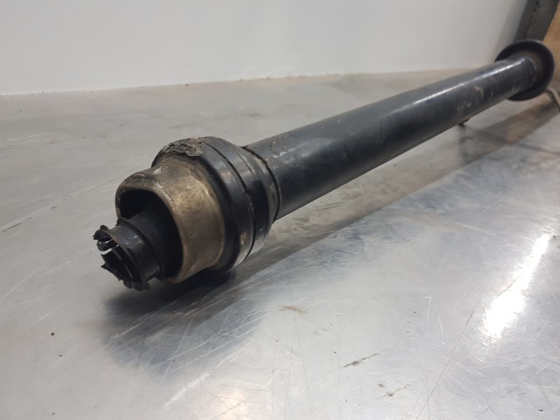 Recambio de transmision central para audi a4 (b9) quattro referencia OEM IAM 8W0521101  