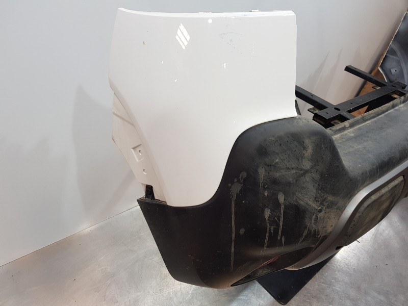 Recambio de paragolpes trasero para citroen c3 aircross bluehdi referencia OEM IAM 1686587380  