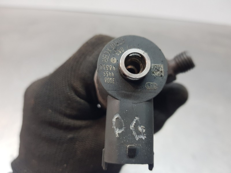Recambio de inyector para fiat fiorino básico referencia OEM IAM 0445110083  
