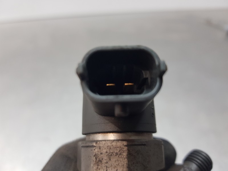 Recambio de inyector para fiat fiorino básico referencia OEM IAM 0445110083  