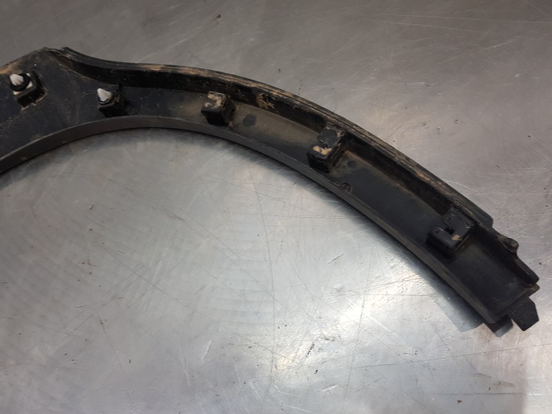 Recambio de aletin trasero izquierdo para citroen c3 aircross bluehdi referencia OEM IAM YQ000653XT  