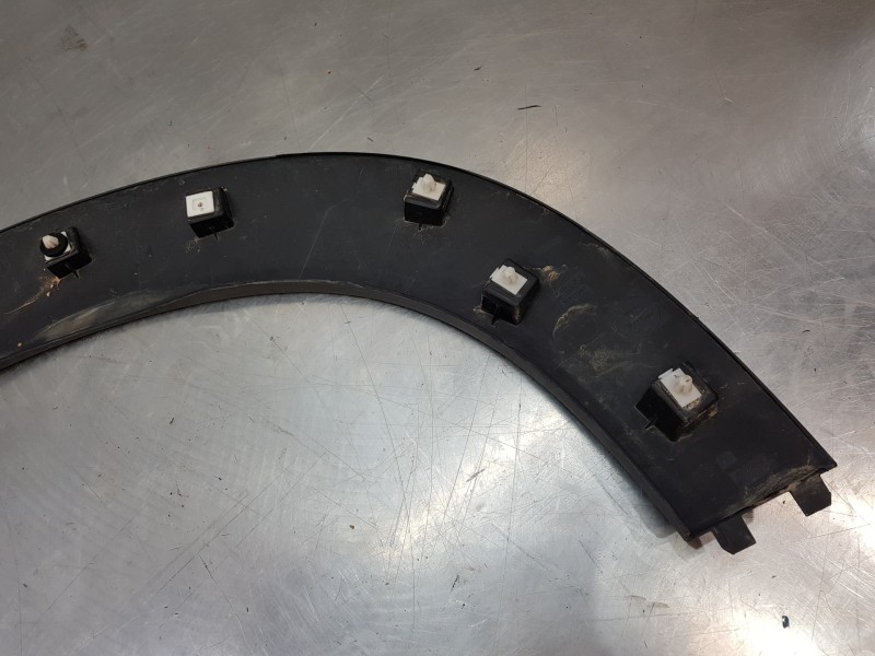 Recambio de aletin trasero izquierdo para citroen c3 aircross bluehdi referencia OEM IAM YQ000653XT  