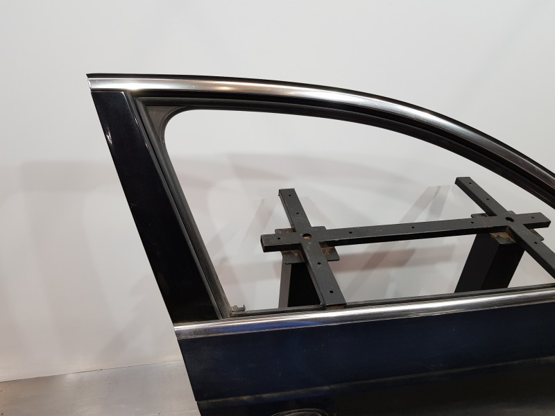 Recambio de puerta delantera derecha para audi a4 (b9) quattro referencia OEM IAM 8W0831052  