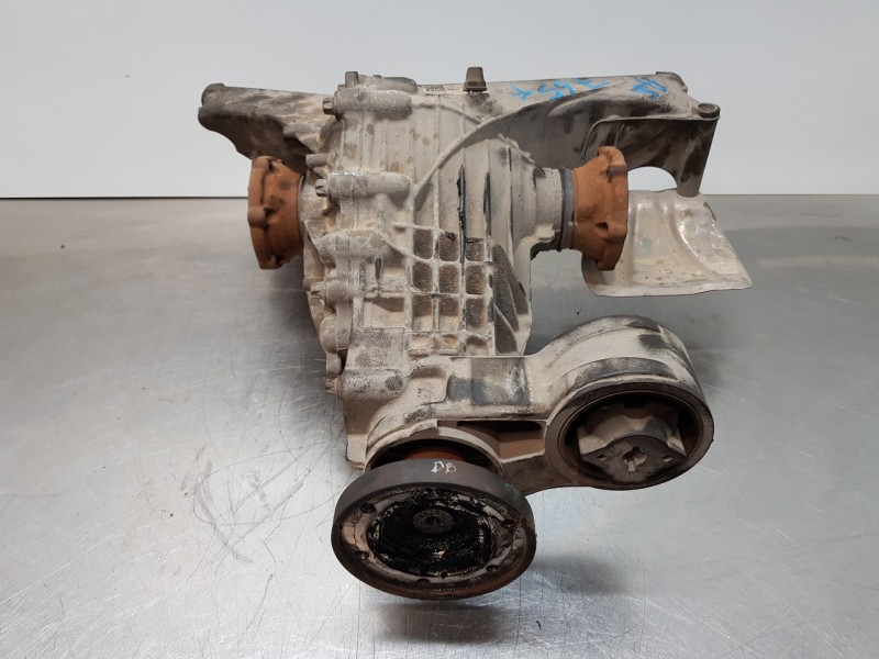 Recambio de diferencial trasero para audi a4 (b9) quattro referencia OEM IAM 0DB500043G  