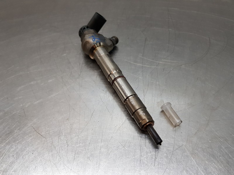 Recambio de inyector para audi a4 (b9) quattro referencia OEM IAM 04L131113S 0444025048 