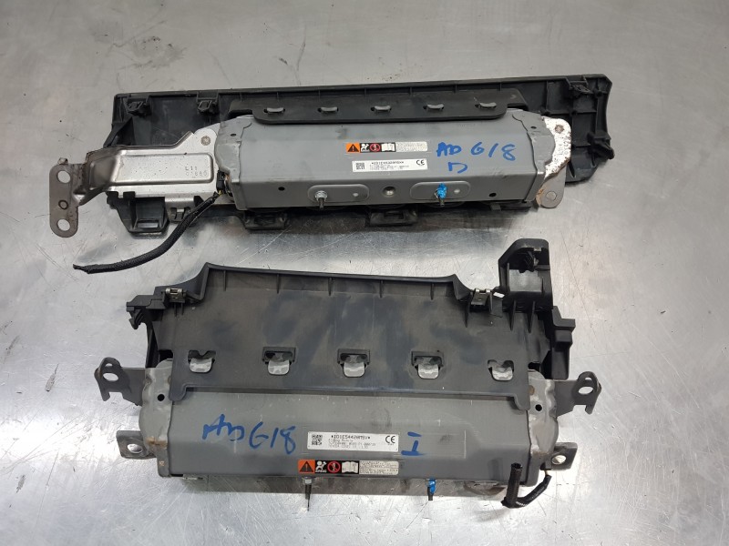 Recambio de kit airbag para lexus ux (za10) essence referencia OEM IAM 554007603040   Recambio de kit airbag para lexus ux (za10) essence referencia OEM IAM 554007603040