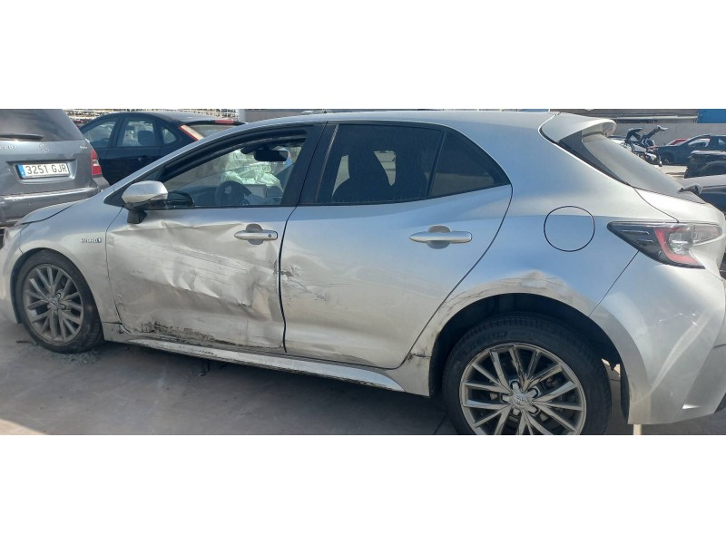 toyota corolla (e21) del año 2019