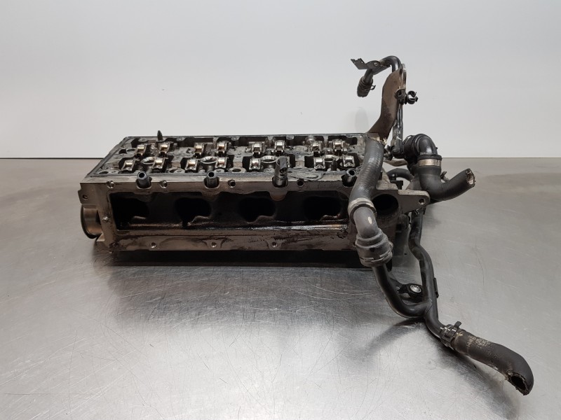 Recambio de culata para audi a4 (b9) quattro referencia OEM IAM 04L103064J 04L103373E 