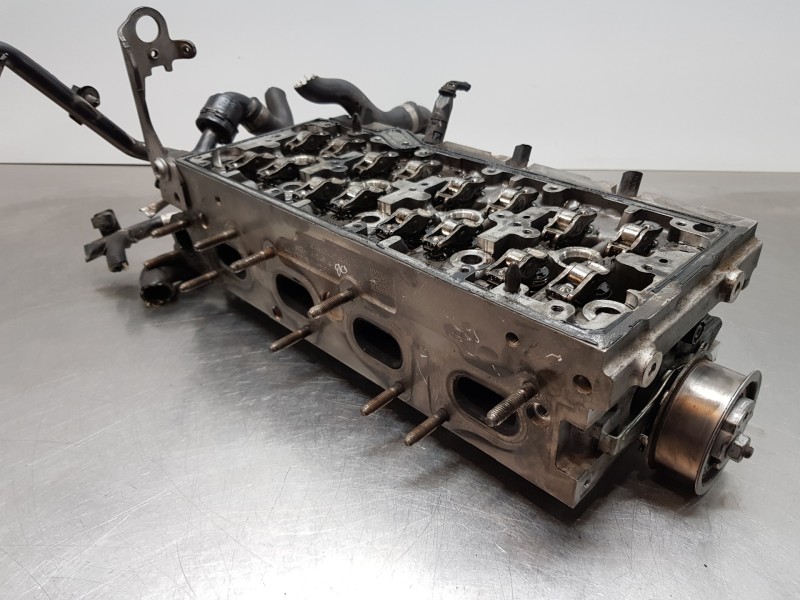 Recambio de culata para audi a4 (b9) quattro referencia OEM IAM 04L103064J 04L103373E 