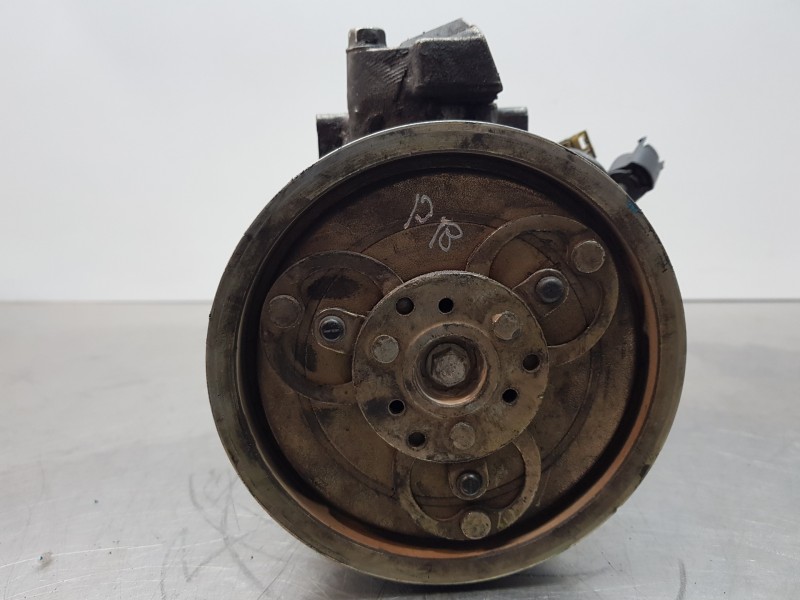 Recambio de compresor aire acondicionado para ssangyong actyon limited referencia OEM IAM 711446005  