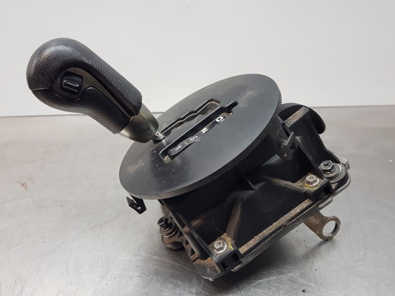 Recambio de palanca cambio para ssangyong actyon limited referencia OEM IAM 3670032D00  