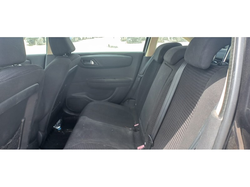 citroen c4 berlina del año 2006