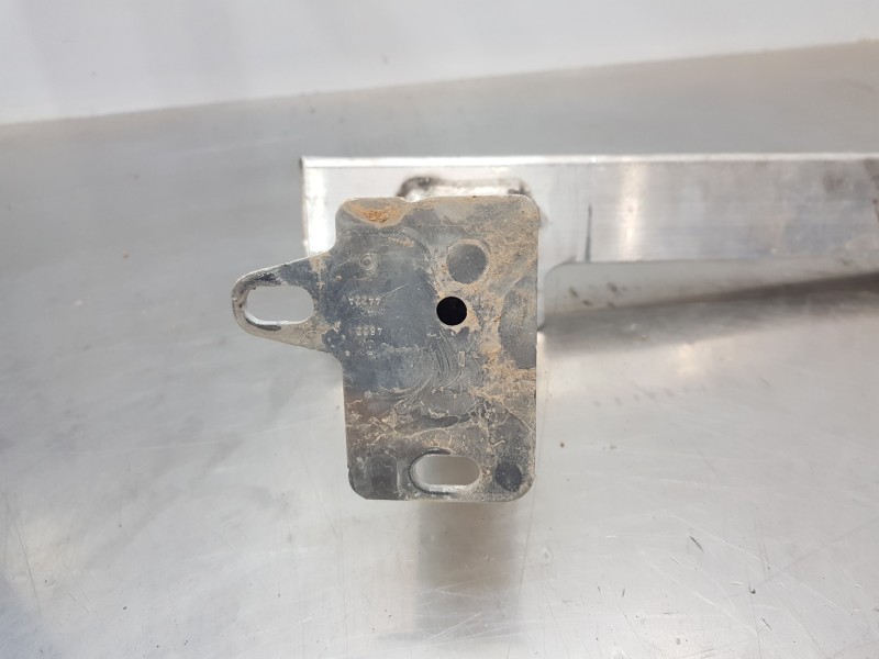 Recambio de refuerzo paragolpes delantero para opel mokka gs line referencia OEM IAM 9834979580  