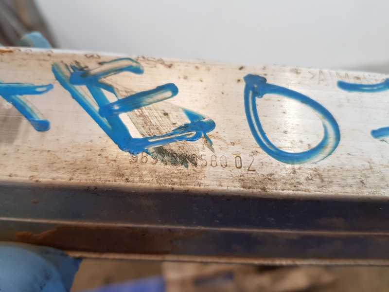 Recambio de refuerzo paragolpes delantero para opel mokka gs line referencia OEM IAM 9834979580  