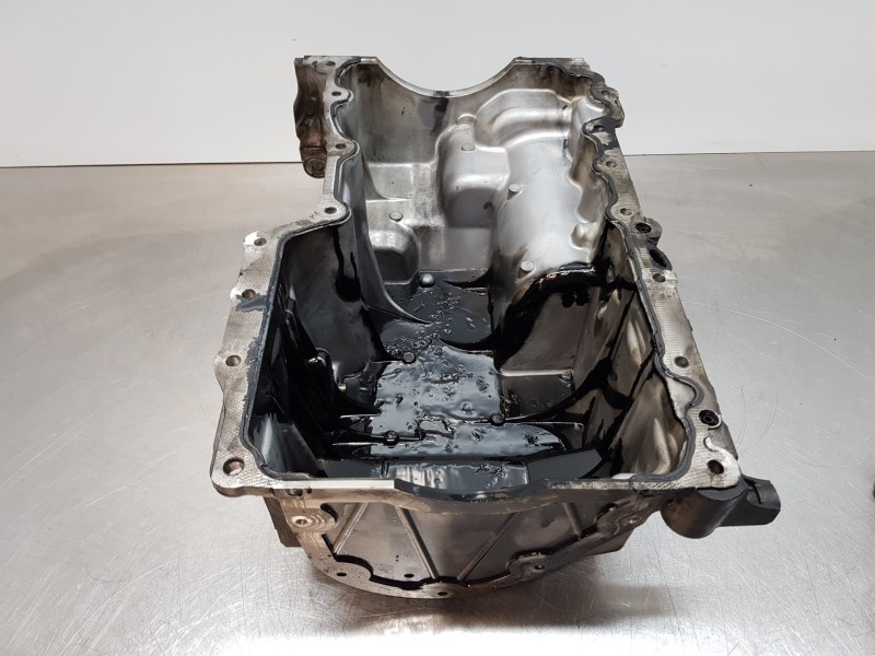 Recambio de carter para land rover evoque dynamic referencia OEM IAM LR154106 G4D36706HA LR087669