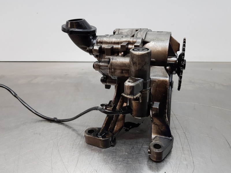 Recambio de bomba aceite para land rover evoque dynamic referencia OEM IAM LR110501 G4D36L079J G4D36L079JA